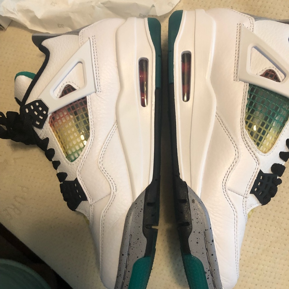 New Women Jordan’s retros - Picture 13 of 13